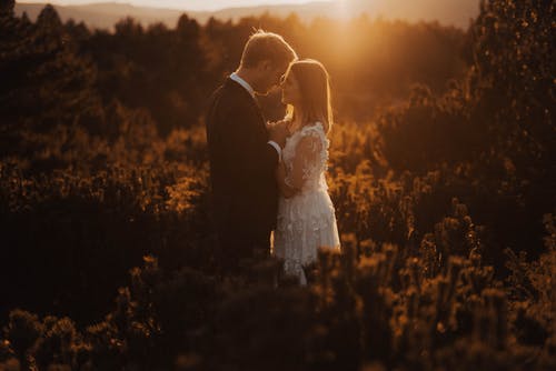 婚姻遭遇冷漠该怎么办 婚姻遭遇冷漠该怎么办