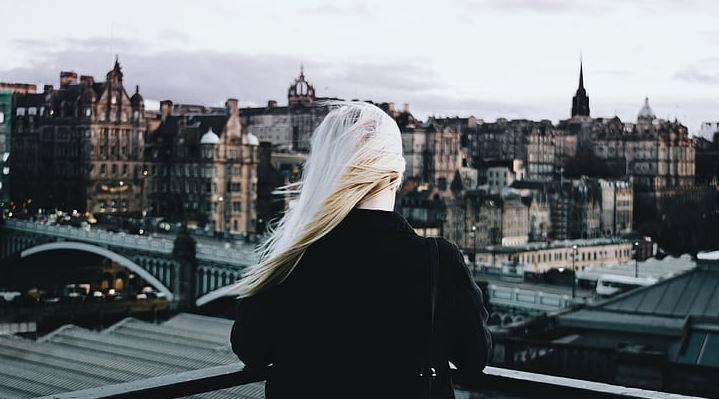 男人分手三个月才难过 男人分手三个月才难过