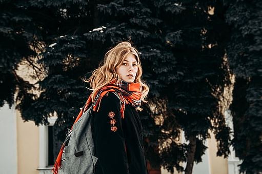 让女朋友感动到哭的话 让女朋友感动到哭的话