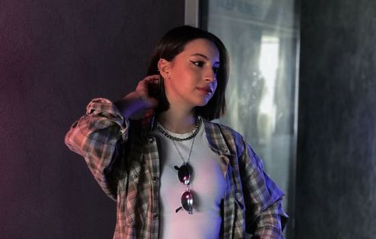 贫困夫妻婚姻再遇七年之痒,离婚后他哭着求我复合 贫困夫妻婚姻再遇七年之痒,离婚后他哭着求我复合